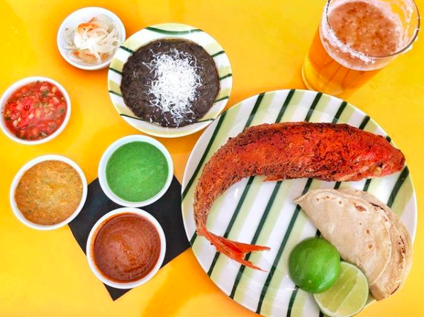 On the primavera menu: crispy garlic fried NC whole red snapper | salsas, refried black beans and warm tortillas.

Order at the link below for this wknd! 5-8 PM. Take your order home with you or grab a seat on the patio or out front.

toasttab.com/lantern