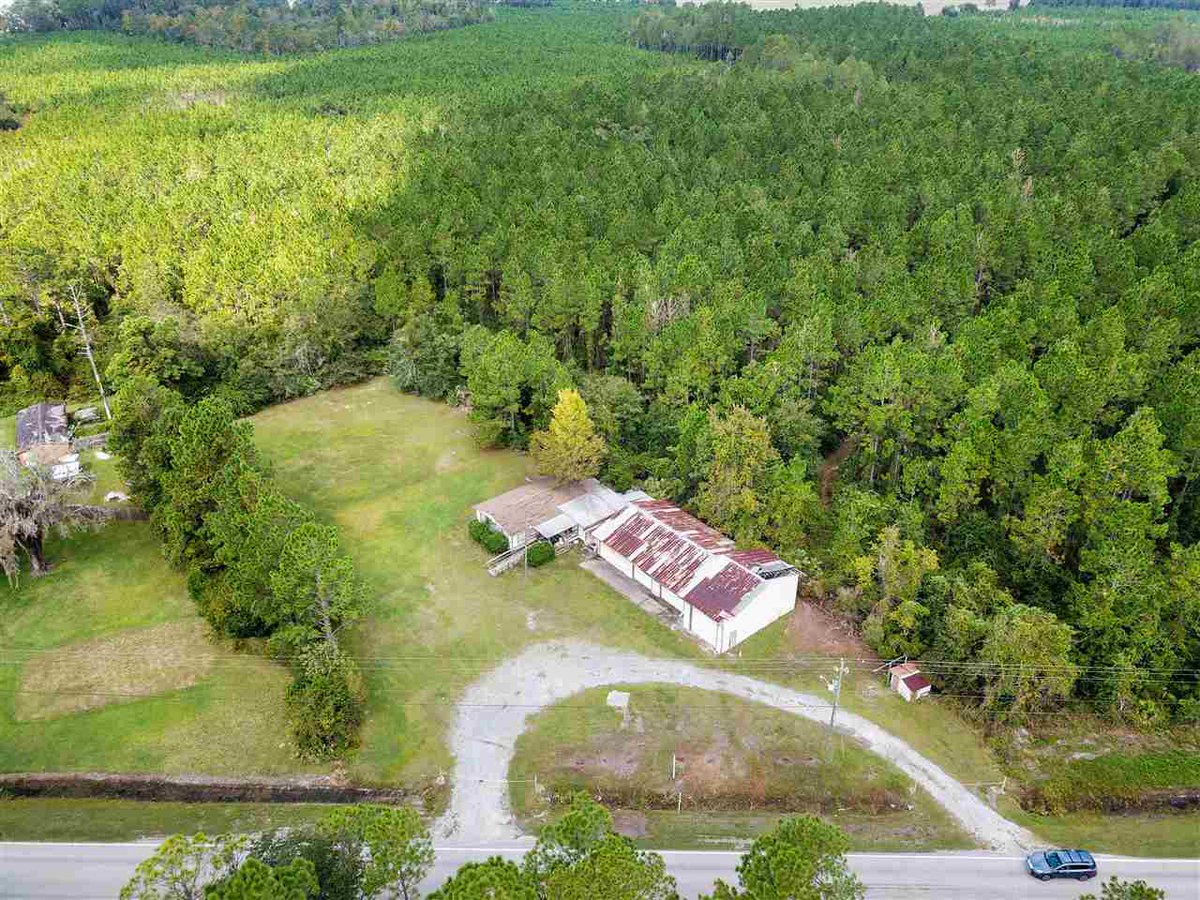 balance_1st's tweet photo. If you've been holding out for the perfect home, look no further. #homesweethome #newhome  https://t.co/rAx1arUG3K https://t.co/92KTIhfbAO
