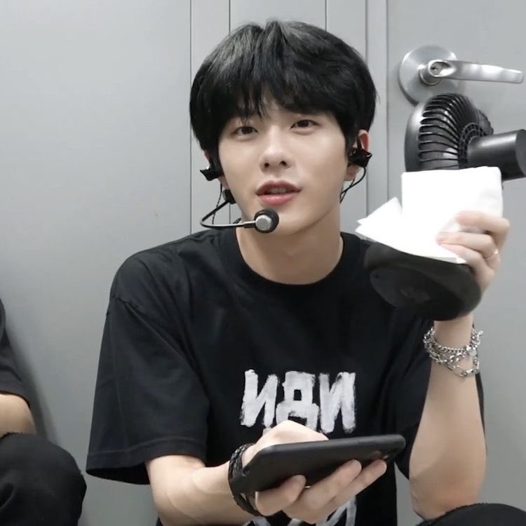 something abt these pics