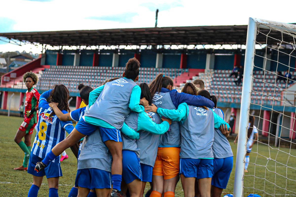 AvaiKindermann's tweet photo. Comecinho do segundo tempo em Caçador, @CatyellenS marcou o dela!

Avaí Kindermann 2 x 0 Cruzeiro

Fotos: Andrielli Zambonin https://t.co/YGdb39ho1W