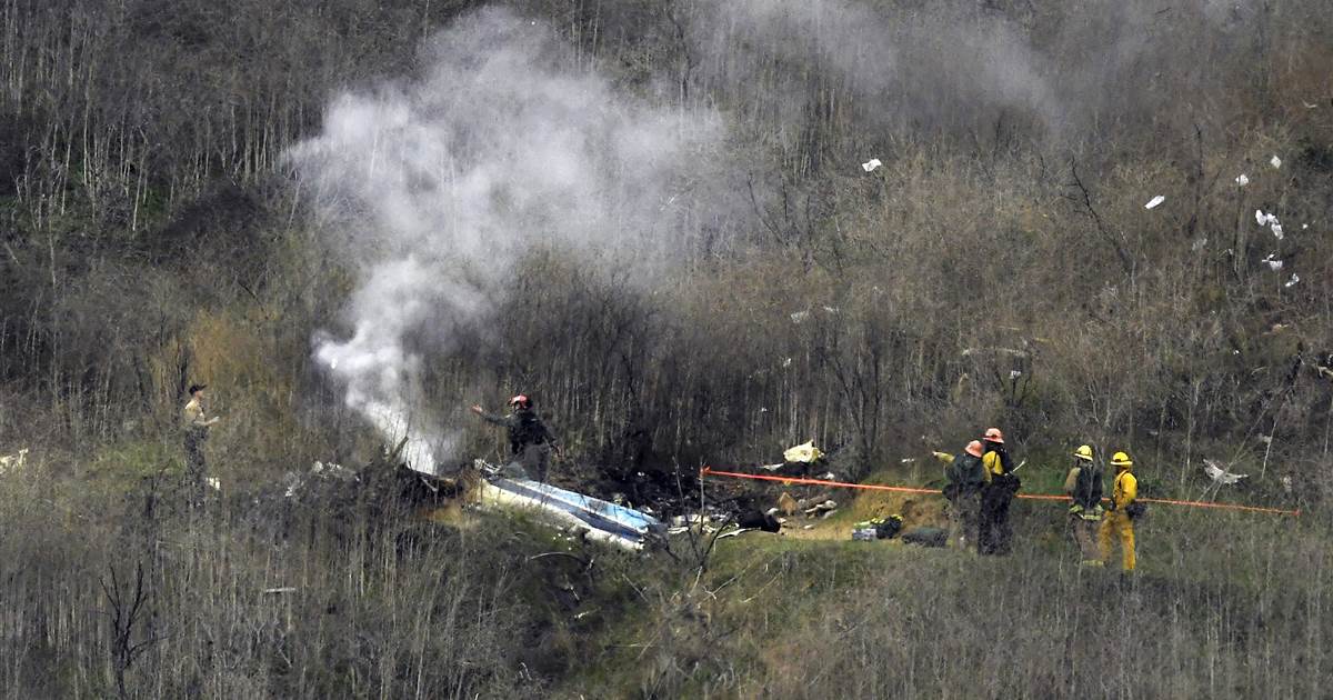 Firefighters to be fired in Kobe Bryant crash photo scandal https://t.co/f5yszdSTFy https://t.co/jwdFo4W3Xx