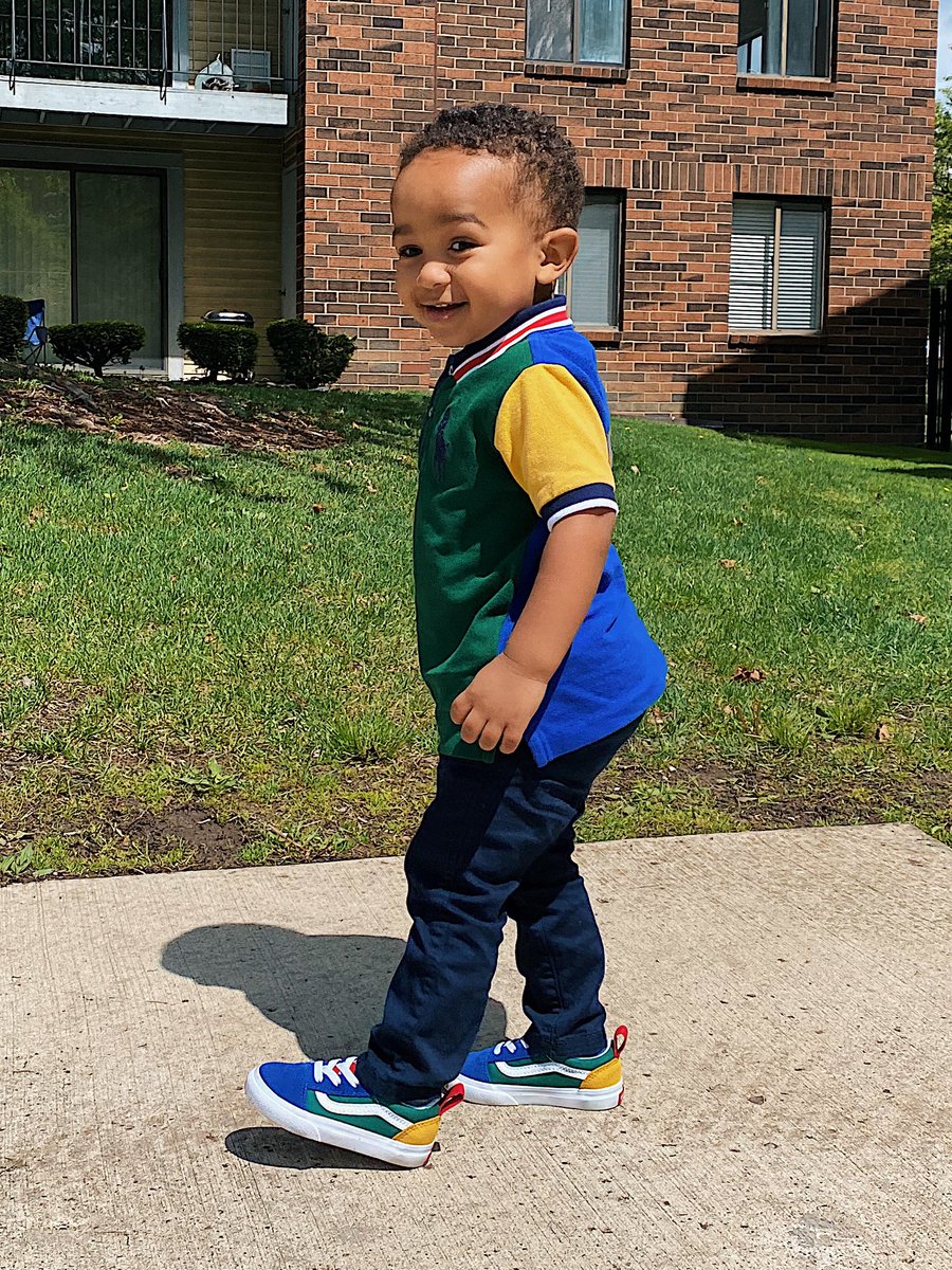jaylabrenae's tweet photo. He poses without even trying to pose and I love it🥺❤️ https://t.co/aU2IrnCyoT
