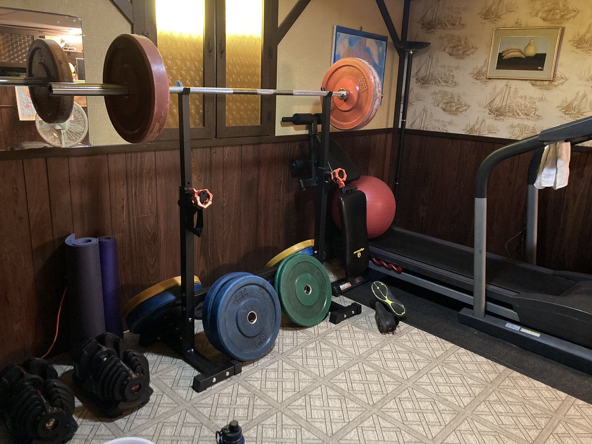 mr_buccaneer's tweet photo. Home gym💪😎 https://t.co/f7kiez3nut