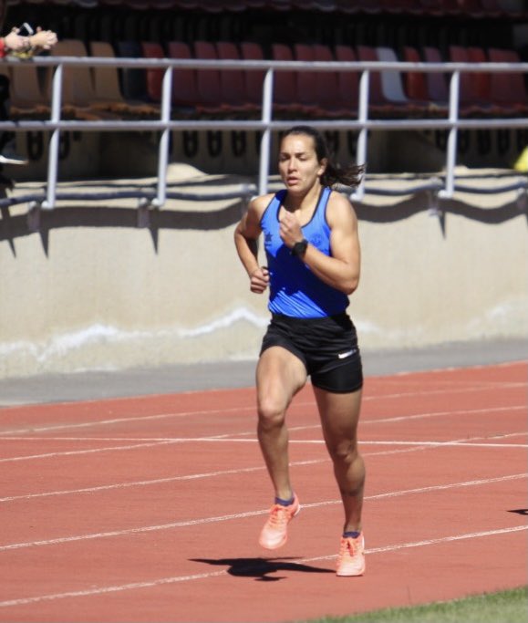 fedandatletisme's tweet photo. 🔊 RÈCORD‼️
👉 #XèniaMourelo estableix un nou record d’Andorra 🇦🇩Absolut Femení de 3000 m obstacles amb una marca de 12:03:98 pulveritza l’anterior rècord que tenia ella mateixa en 12:52:72
FELICITATS XÈNIA‼️🔝
A seguir treballant!! 💪💪
@CAVAndorra @Esports_Govern https://t.co/M3gJoHv88f