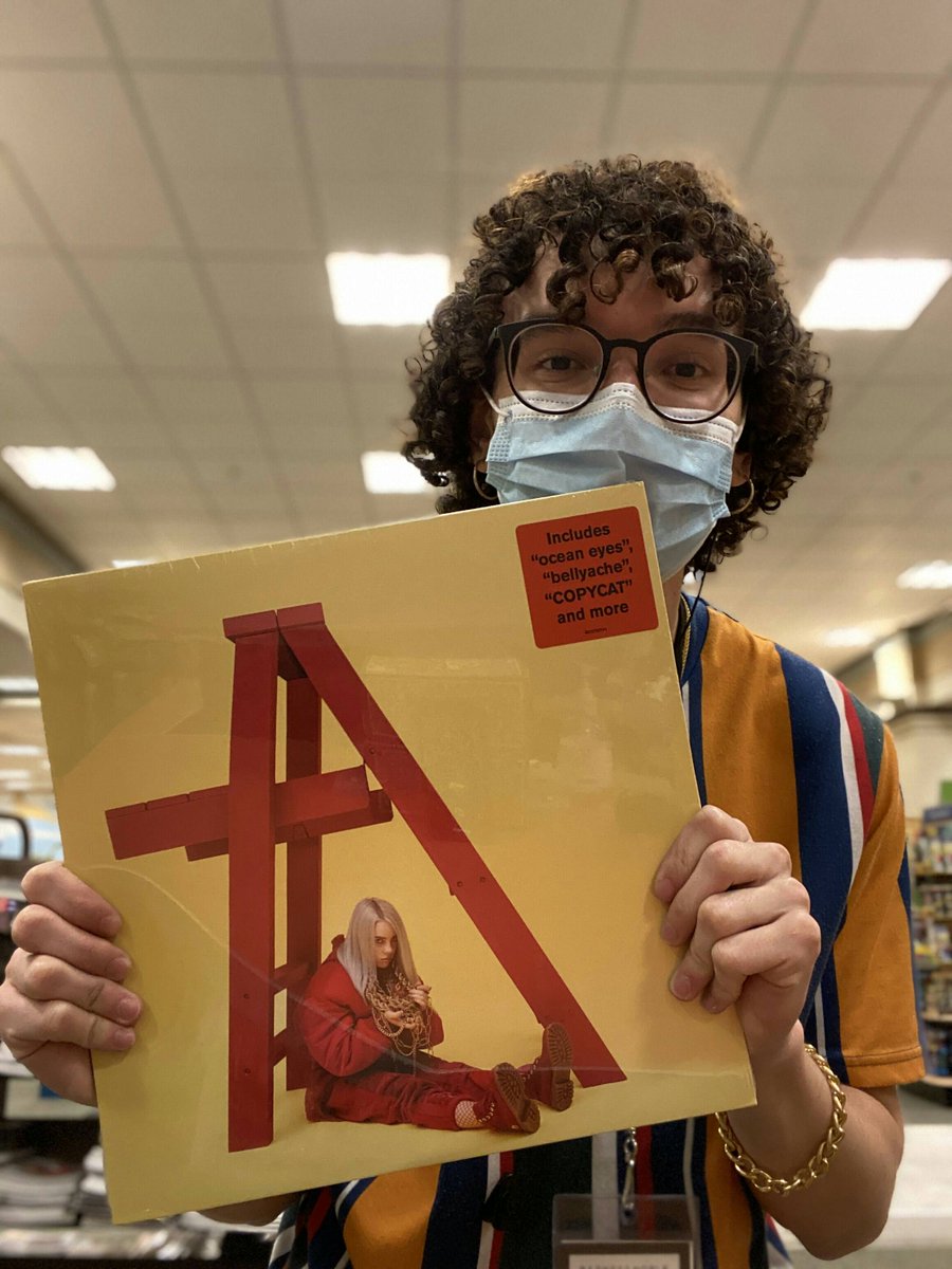 BILLIE EILISH is here!!! The award-winning musician takes a deep dive into her life as a young artist, complete with never-before seen pictures. We're very excited about it, if you couldn't tell.
#BarnesAndNoble #StateCollege <a href="/billieeilish/">billie eilish</a>  <a href="/GrandCentralPub/">Grand Central Pub</a> <a href="/thirdmanrecords/">The White Stripes</a>
