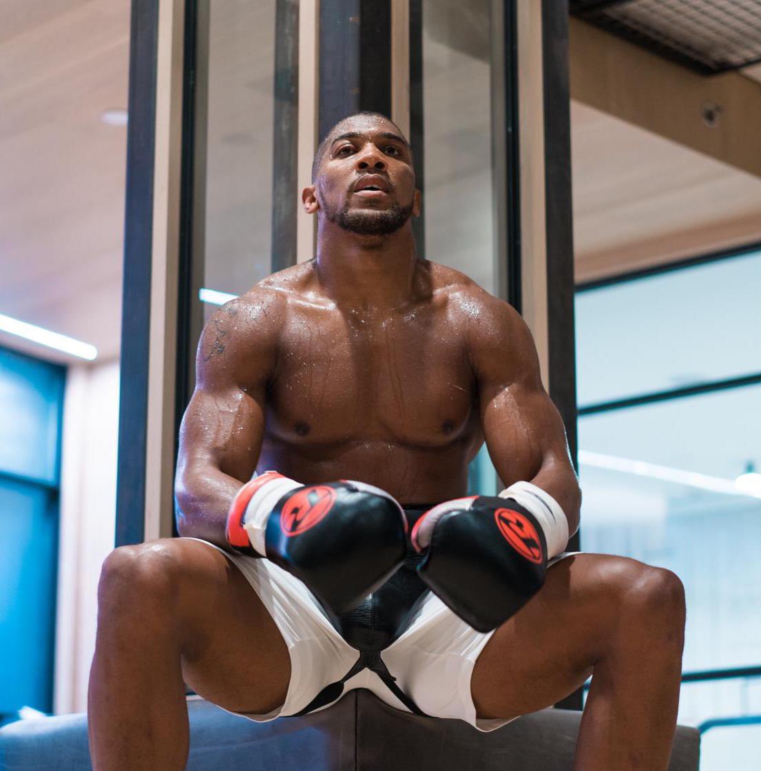 Anthony Joshua tweet media