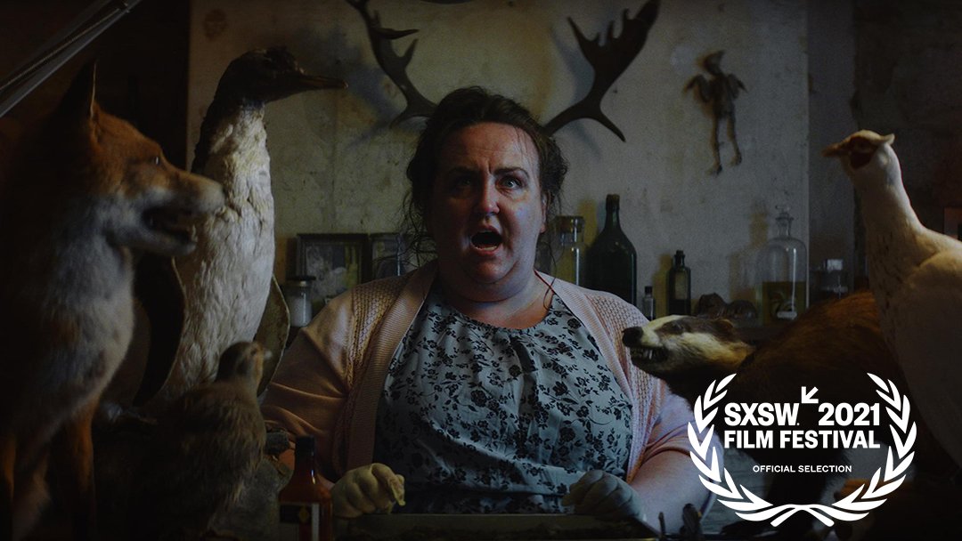 #StuffedMusical is about a taxidermist who dreams of stuffing a human and the man she meets online, so afraid of aging he volunteers to be her specimen. An unexpected romantic spark complicates their plans. Watch the 2021 #SXSW Selection on @Mailchimp. ow.ly/3fHJ50ELiYS