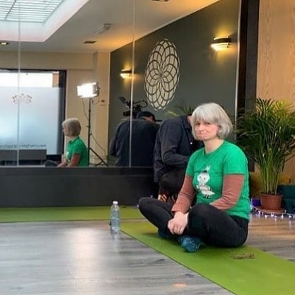 Too late to back out now... here comes the 'no lip smile' and here on my FB post is more detail about vaginal atrophy's big ugly sister: genito-urinary syndrome of the menopause, GSM.
#davinamenopause
m.facebook.com/story.php?stor…