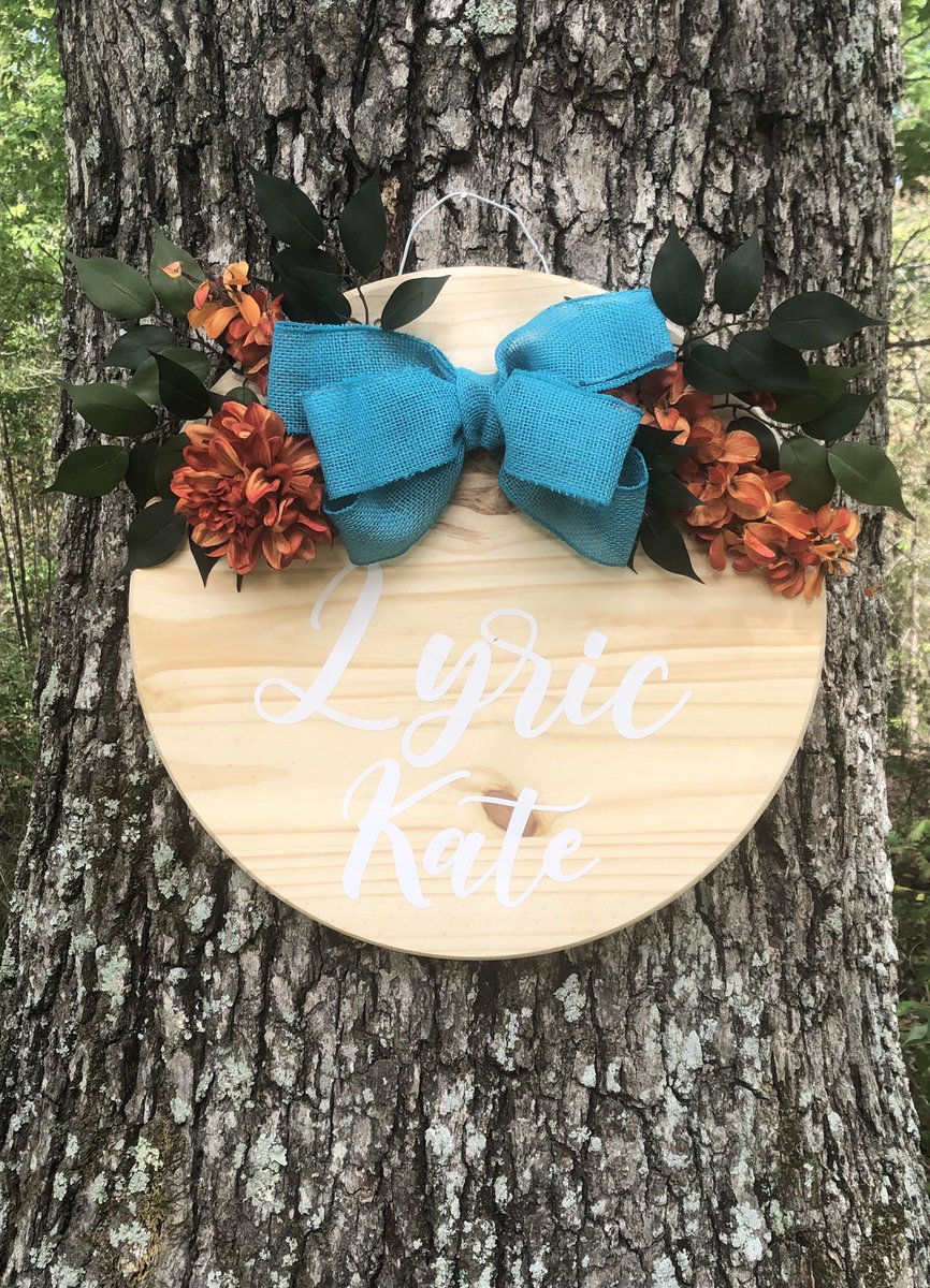 AlyPool4's tweet photo. We are having a.......
        GIRL!!!!!

Lyric Kate Pool💗

We are so excited and we love you so much baby girl!!! 🥰🥰 https://t.co/EMeAe0y2Jw