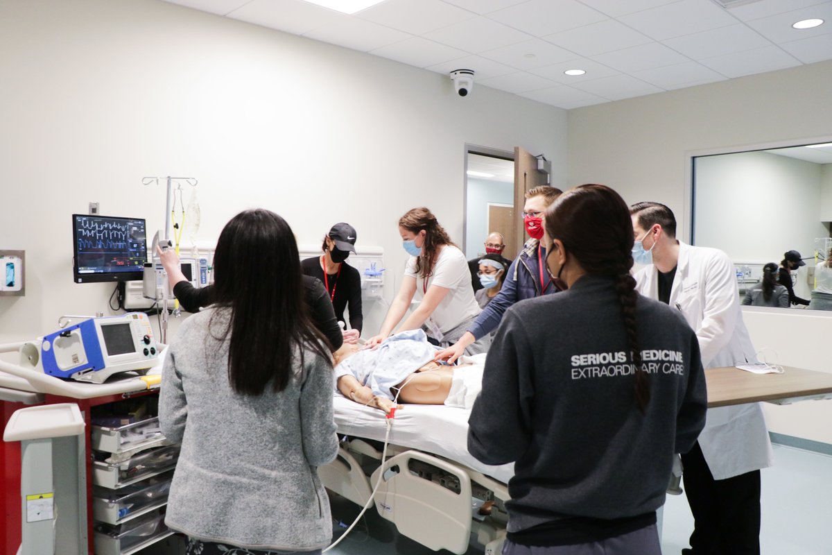 UNMC_iEXCEL's tweet image. Teamwork is the key! 🔑

The interprofessional Bellevue Team visited iEXCEL to practice several different scenarios with a coding patient.  

#interprofessionalsimulation #healthcaresimulation #interprofessional #teamwork