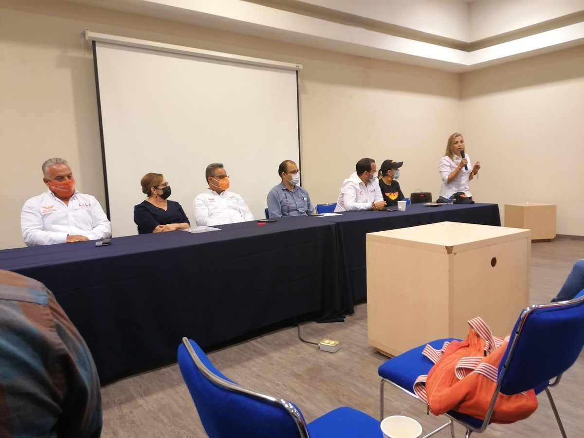 Gran reunión con miembros de OCV. Se ocupa un Cajeme seguro para promover turismo! Convencidos todos con las propuestas de movimiento ciudadano. <a href="/AbelMurrietaG/">Abel Murrieta</a> <a href="/FMLalo/">Eduardo Flores Moreno</a> <a href="/Denissenavarr0/">Denisse Navarro</a> <a href="/ClarissaFloreCh/">Clarissa FloresChong</a> <a href="/ManuelScott07/">Manuel Scott</a> <a href="/r_rbc/">Ricardo Bours C</a>