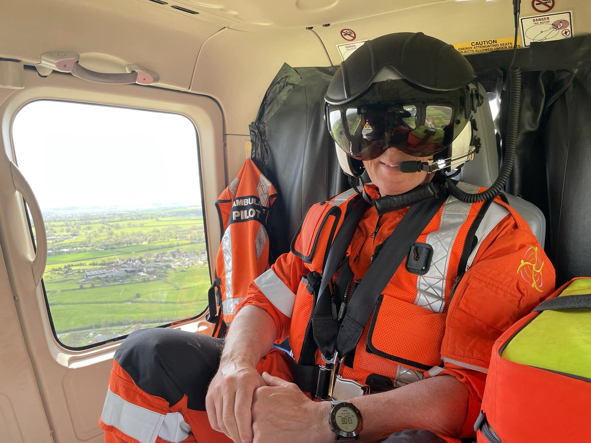 grantbigjim's tweet photo. Had a great day joint working with the operational crew of @MedServe. Big thank you to Fred and Keith, critical Care Paramedics for their outstanding professionalism. @SWFireandRescue @MEDSERVEWales @WalesUSARTeam https://t.co/JeQ4GXbZZt