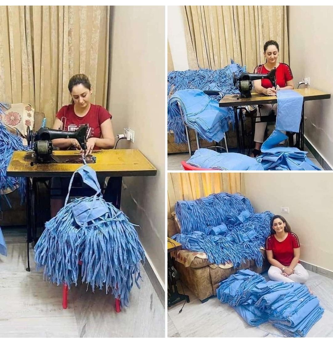 AmanKaurSidhu2's tweet photo. This service is being made free masks for the poor people. Please share by this sister
#helpeachothers https://t.co/5MGhrLhc9u