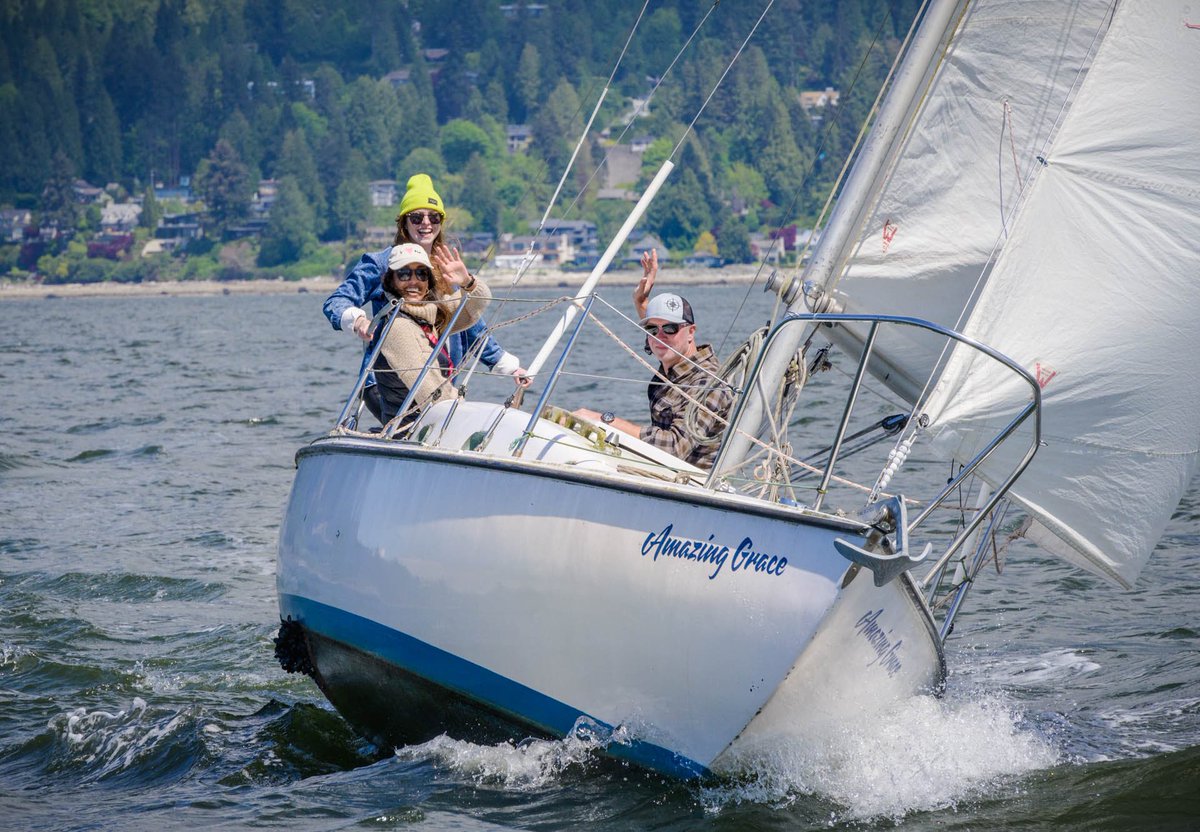 craigminielly's tweet image. Good times on the water, while shooting w/ #NikonZ6ll &amp;amp; 24-200mm S lens for full range action captures of outdoor Vancouver lifestyle 🐬 #travelswithcameras #cameratips