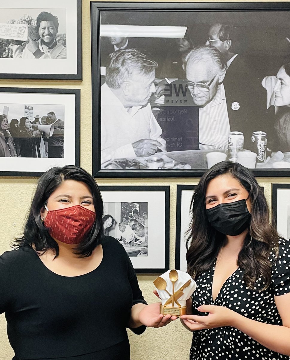 DoloresHuertaFD's tweet photo. We are honored to receive a 2020-2021 School Meals Hero Award from #NoKidHungry for our work in addressing food insecurity during the pandemic for summer school meals in the Central Valley with our Vecinos Unidos® chapter members. #Thank you! https://t.co/LigScWU7Cl