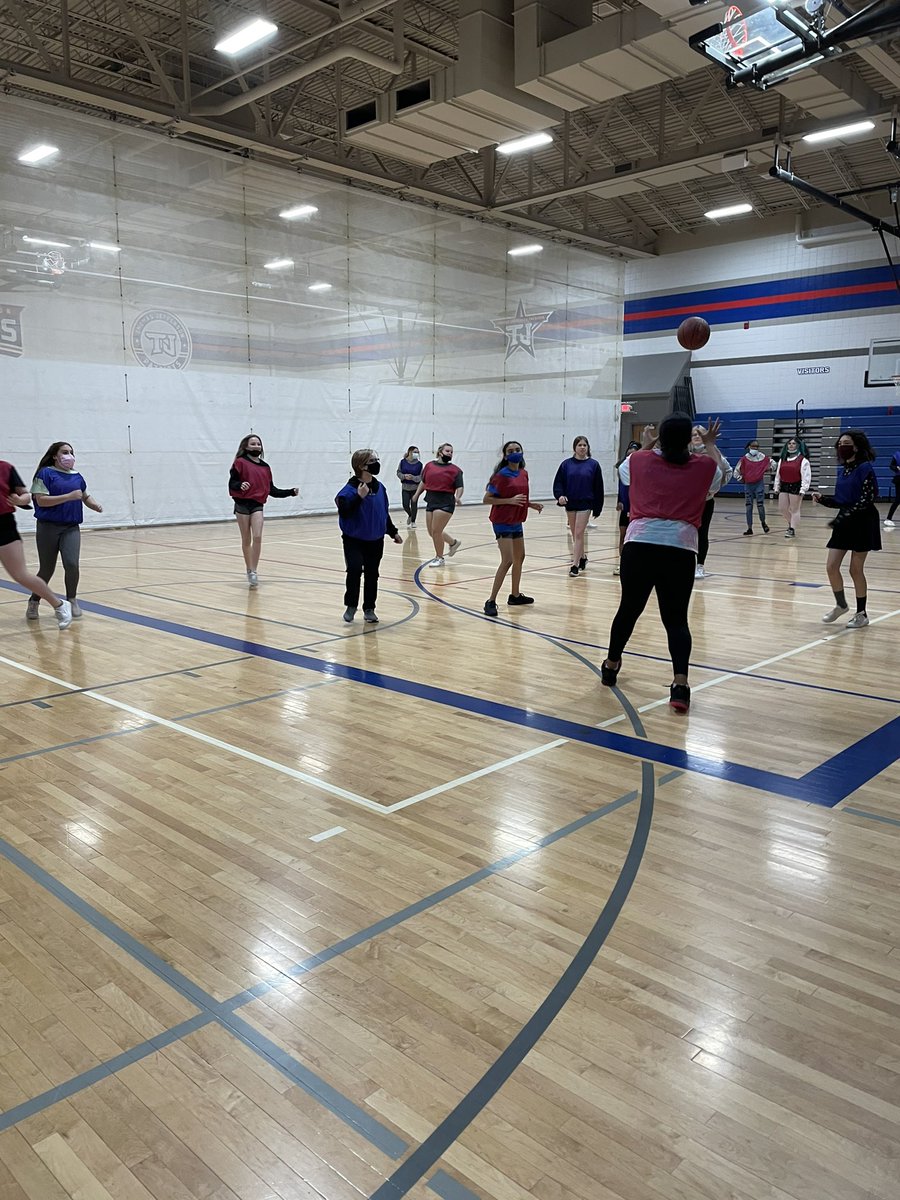patriot_pe's tweet photo. Ultimate sports have been a blast! Ask your student which one they liked best. Was it ultimate football, Buffalo ball, or ultimate frisbee? No matter what, our students have worked hard and we are very proud of them! #patriotlearning #theTJway https://t.co/ITfXJD50XN