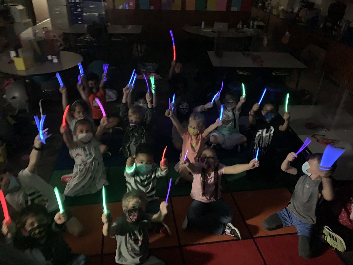 Behind on our ABC countdown posts but we sure had fun with L for lights today!! @WarnerCFISD