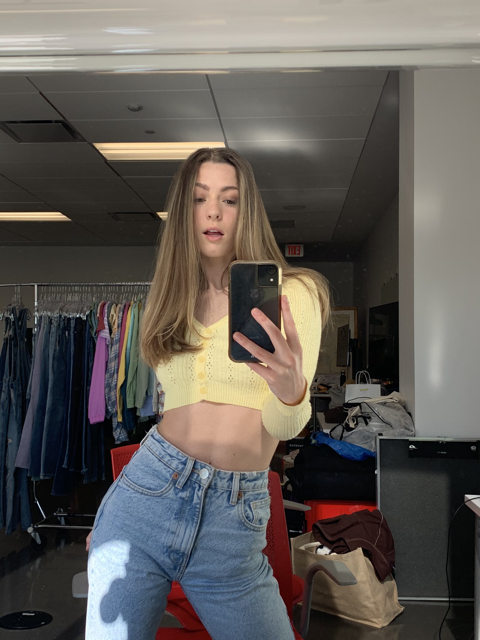 Chloe Lang on Twitter: "From on set yesterday 💛 https://t.co/D5Lr3QeMtW