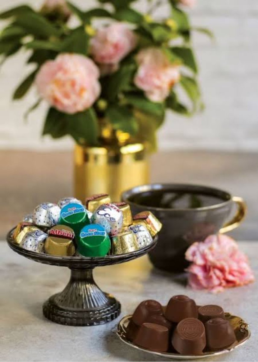 erushfazil's tweet image. 52 yıllık zulme rağmen bizler sizleri #Bayram şekeri ile karşılamaya hazırız. @ZekiKAYDA @cengizergun Bu fırsatı kaçırmayın. Bayramlar birliktelik, güçbirliği günleridir. El ele vererek bu çöplüğü ilçemizden kaldıralım. 
@ismailbilen45
@ab_kurt
@manisabsb
#SalihliKokusuÇıktı