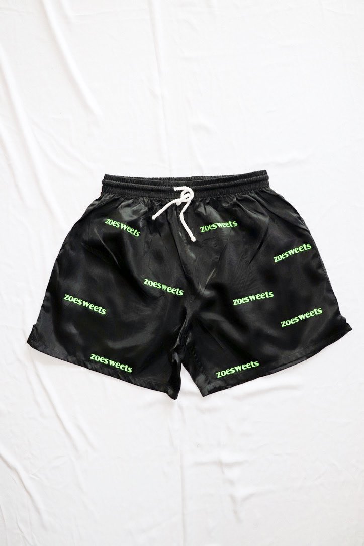 GorillaZoey_'s tweet photo. Suppppeeeerrrr limited drop on these items !! Dropping Friday 5/14 at 12PM !! @ZoeSweets_ 🤗💜 https://t.co/PSfiZfRJQH
