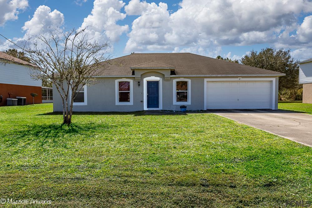 realtor6350's tweet photo. Charming 3 BD/ 2 BA in Palm Coast has a lot to offer. Call/text/DM me for info.  https://t.co/S5cLVFray9 https://t.co/UjKXD5tTES