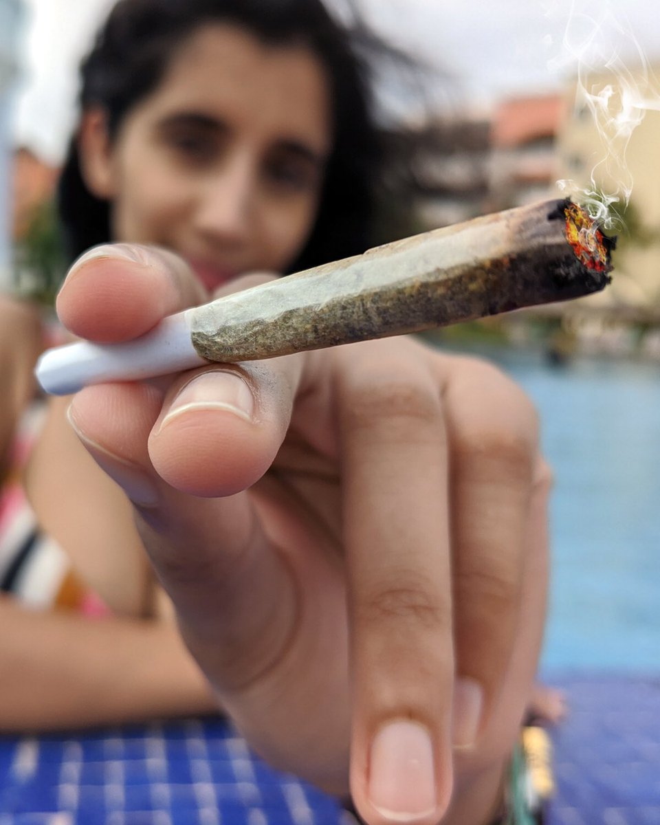 OhJaLife's tweet image. OHJA Herb House has the finest cannabis in Jamaica, stop by 90 Barbican Road, Kingston and ask our budtenders about our specials.