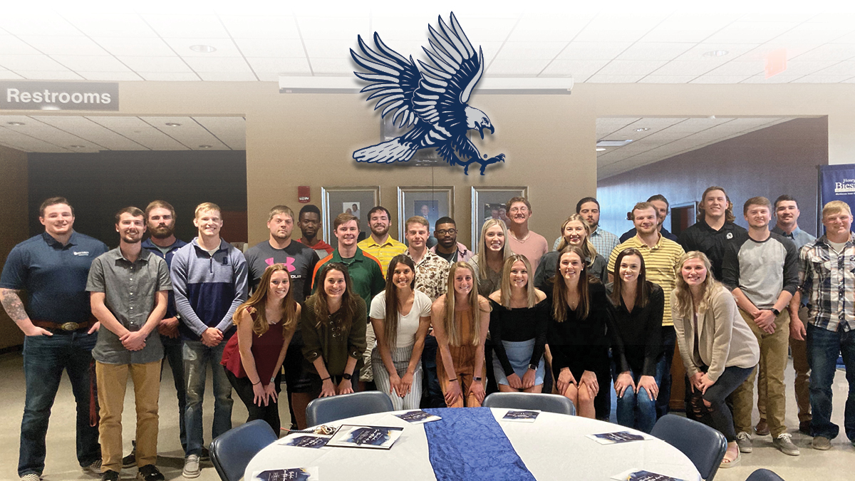 dsubluehawks's tweet photo. Last night, we honored more than 40 senior student-athletes at the Blue Hawk Senior Athletic Awards Banquet!

THANK YOU to all of our seniors for putting in countless hours of hard work and dedication – both on and off the playing field! #hawksareup

🏆 | https://t.co/REeeA3Kux4 https://t.co/Vr1BZo3KS2