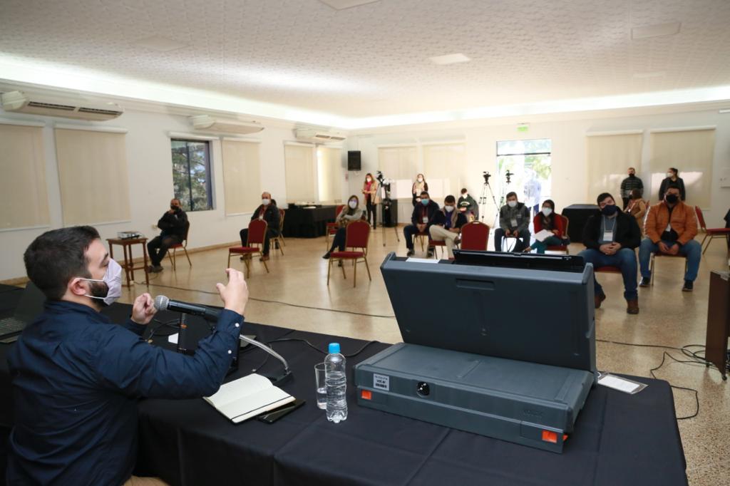 UNIORE tweet media