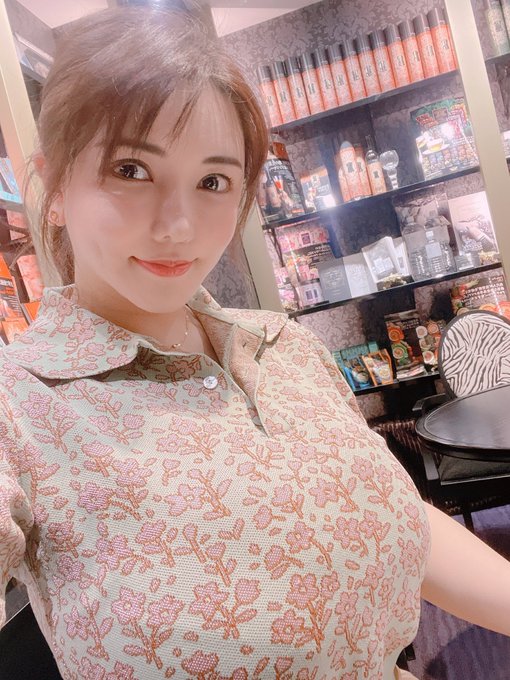 グランプロさんに行って来ました?
胸とお尻のために体重増やしたけど、夏が近いのでGLP-1ダイエット始めます? https://t.co/ctoRnBRoLf
