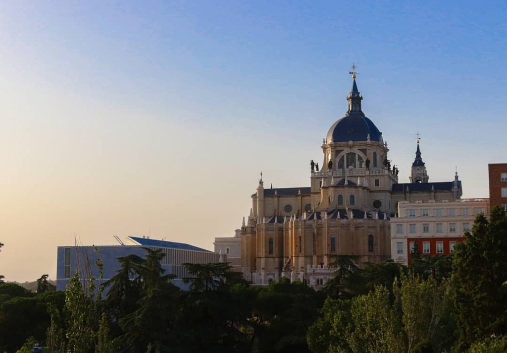 Throughaphone's tweet photo. Madrid, Madriz, Madrid.
.
.
.
.
.
#travel #travelphotography #travelgram #traveling #travelling #travelblogger #traveltheworld #travelingram #explore #exploremore #adventure #roadtrip #photography #naturephotography #streetphotography #landscapephotograp… https://t.co/jMSDDqVIQ7 https://t.co/IflQroSgcW