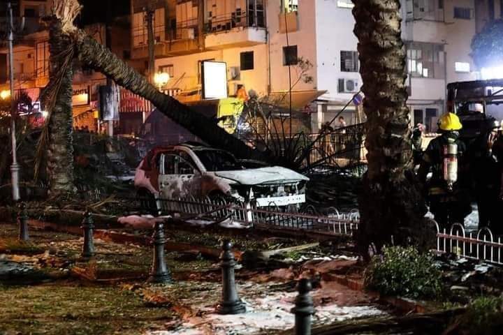 Syl_PressRoom's tweet photo. BRIGADE AL QASSAM : jika Israel tdk menghentikan serangan ke permukiman di gaza, kami akan membuat Israel seperti neraka jahanam...

TERBUKTI...
Tel Aviv membara dan porak poranda di hantam roket pejuang Palestina itu.. https://t.co/Sv69NBt3Mu