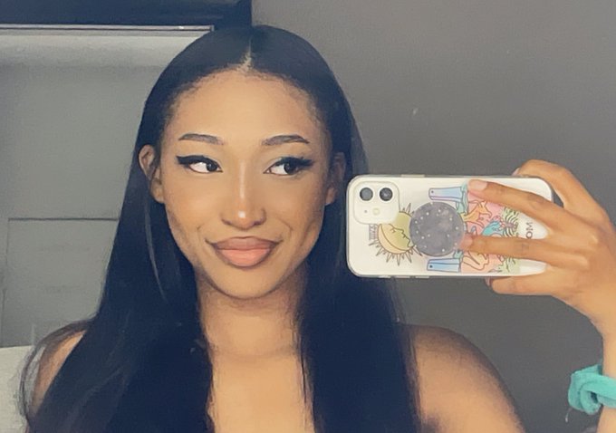 My cheeks r so chubby lol https://t.co/J8bSZUkCWM