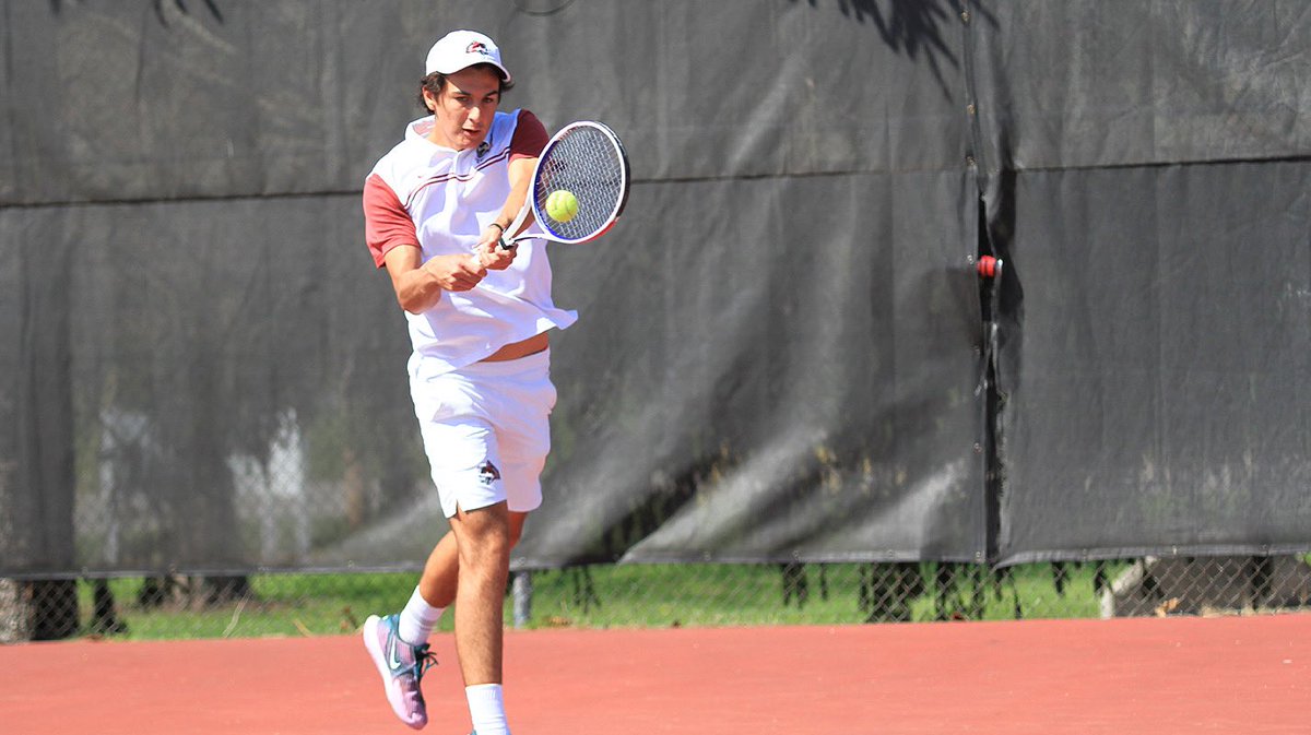 Congratulations to Francisco Faundez for winning the Newcomer of the Year Award. The Newcomer of the Year Award is presented to a first-year student-athlete at IU East who has excelled above the rest of their class.
#RedWolfNation