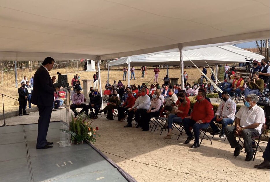 PriMoreliaCM's tweet photo. Presentación de Propuestas de nuestro candidato Memo Valencia.

#YaEstamosAdelante
#4VecesPRI
#ConMemoSí
#RevolucionarMorelia 

@FerCastroMich @daniDlosantos @Wilfrido_LM https://t.co/18MB7kdNeO