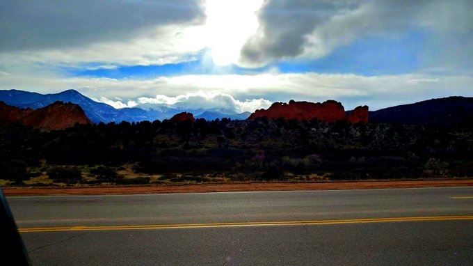 1 pic. Pikes Peak🌄 https://t.co/E64ojX1Phn