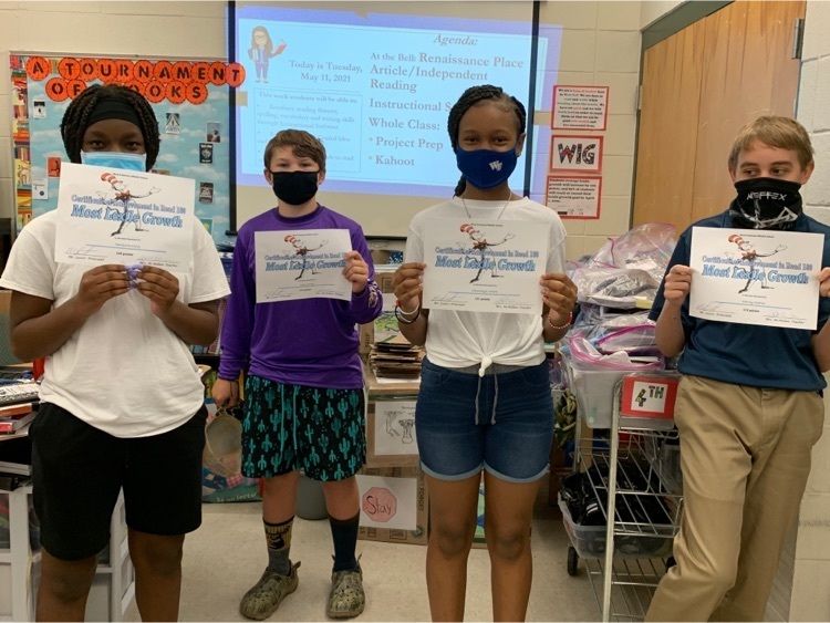 WFMSthebest's tweet photo. Congratulations to these students in Ms. McMillan’s class who made tremendous gains in their reading level over the course of the year! Go Saints 💙 https://t.co/bWYBpCVPek