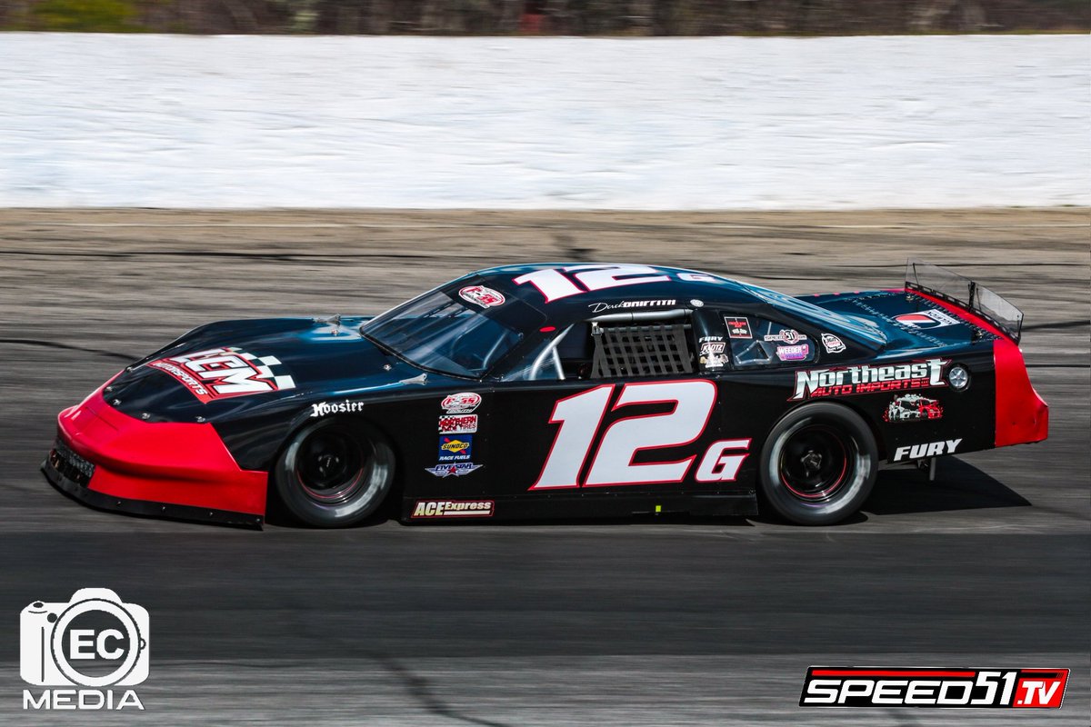ecanfield17's tweet image. Although it was a difficult decision, my #1 draft pick for the @speed51dotcom #ShortTrackDraft is @DerekGriffith12. I'm excited to see who will take the top spot this year!