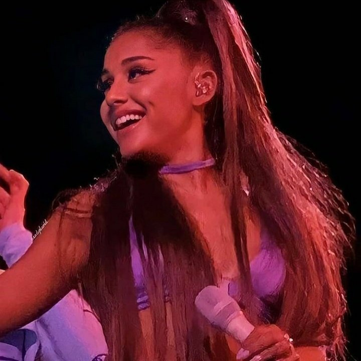 best of ariana tweet media