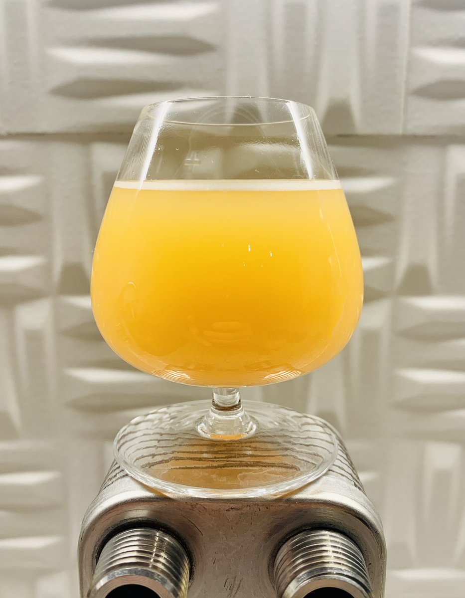 PachaBeer's tweet image. Volvimos a lupular... Hazy India Pale Ale (BSG-2020-GI-E), con una D.O.: 1062, lúpulo Herkules y Cascade 4gr/lt todo en whirlpool a 85 grados, 5ta reutilización de levadura New England de Lallemand, a fermentar... 🍻!!!