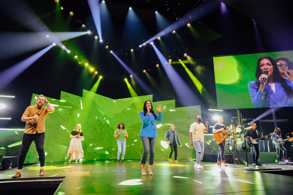 Woodlands Worship tweet media