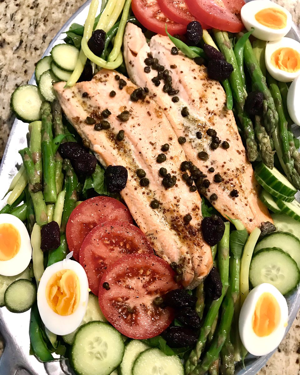 Trout Nicoise platter: loving this trout from @farmhousedelivery it’s a great alternative to salmon. 
Used our arugula and green beans from the garden. Fried some capers, hard boiled eggs, asparagus, tomato, olives, and cucumbers. 
#growyourownfood #nicoisesalad #farmtotable