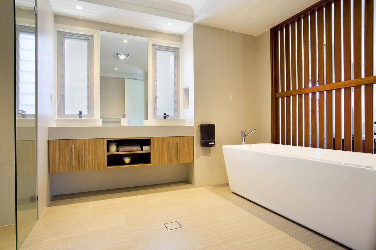 Building a designer home doesn’t have to be a painful process - not when you choose Oppidan Designer Homes as your builder, we’re always pleased to supply them with our linear and square drainage solutions #oppidan