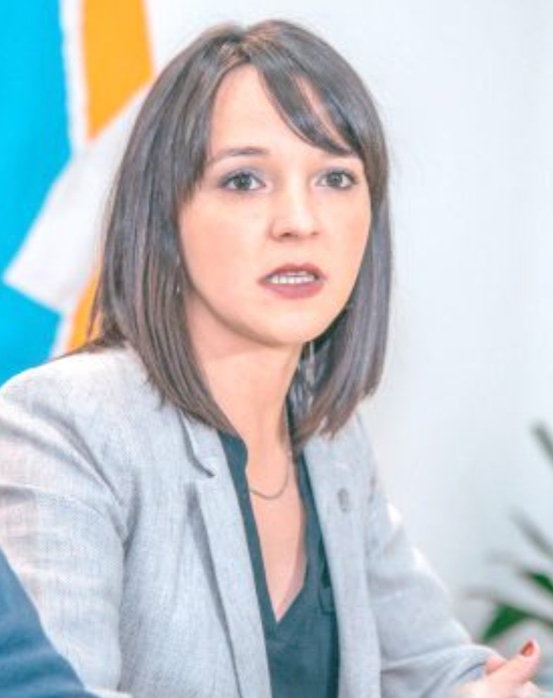 editpouso's tweet photo. AUDIO @VictoriaVuoto #OSEF 📢https://t.co/iPYKIjQOO0
* @PartidoVerdeTDF requiere a la mayor brevedad la presencia de autoridades de obra social estatal en Comisión de Salud #LegisTDF
*"Hace tiempo la situación venía advirtiéndose y no se evitó. Pedimos informes y no respondieron" https://t.co/G4buDU95bF