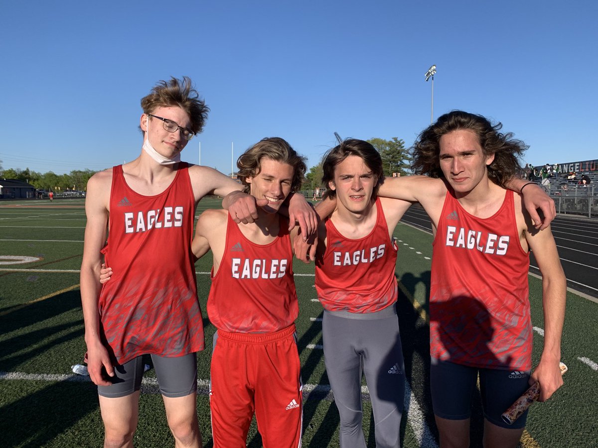 The 4x400 championship team of Boland, Reese,  Tidwell, Hanchosky set a new school record with a 3:28.09.