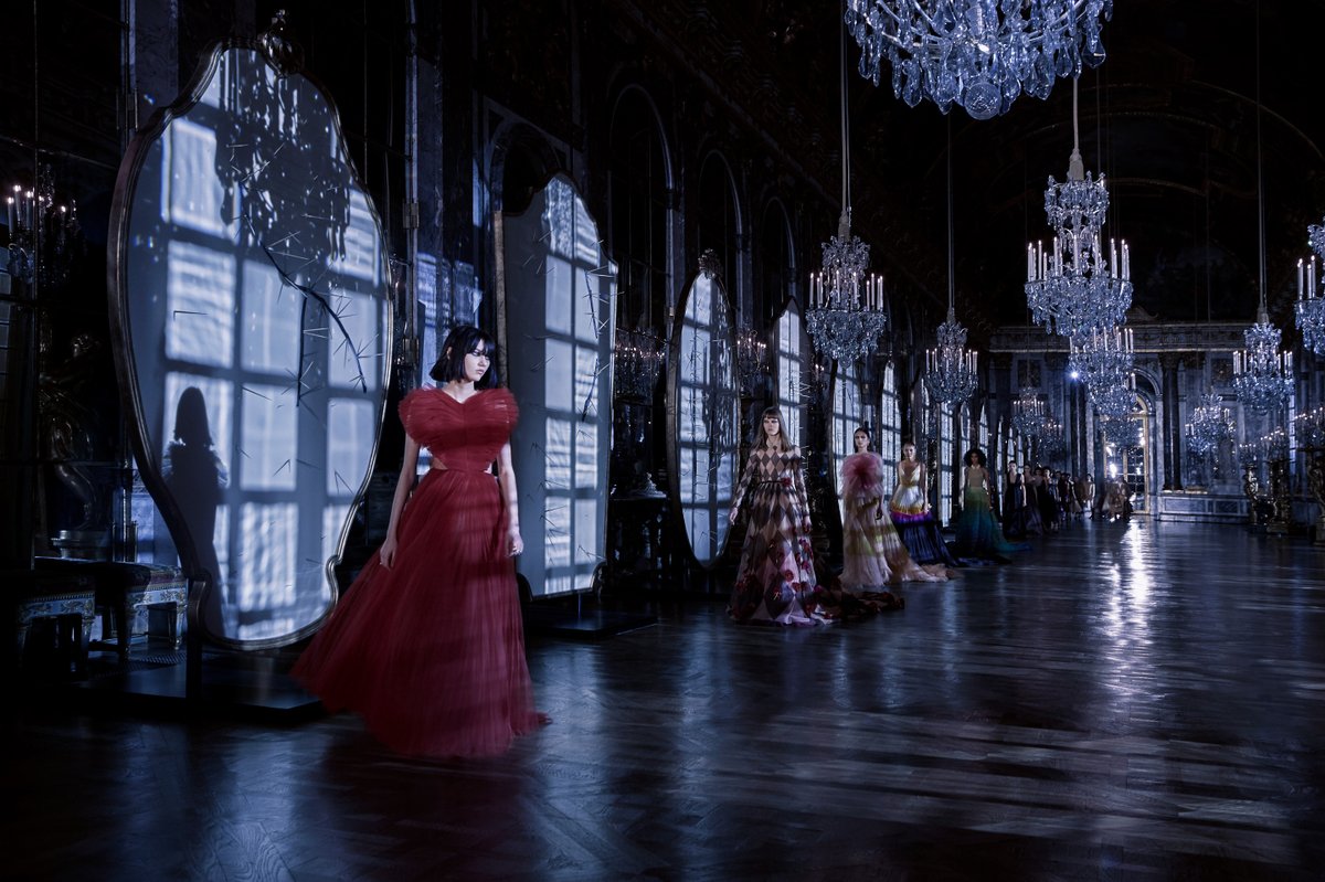 MISGLB's tweet image. UNESCO is partnering with Dior, a member of our Global Education Coalition, to run a mentoring programme for young women entitled Women@Dior. You can find further information on the website:
womenatdior.com