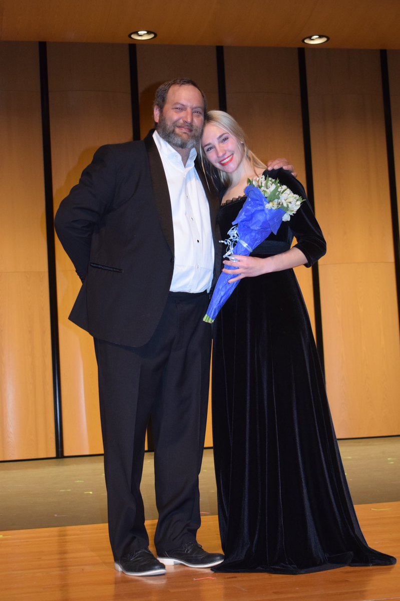 sharvey00's tweet photo. a round of applause for the best choir director ever #choir #senior #movingon @ChestnutAgency https://t.co/Wh4vEY1S0m