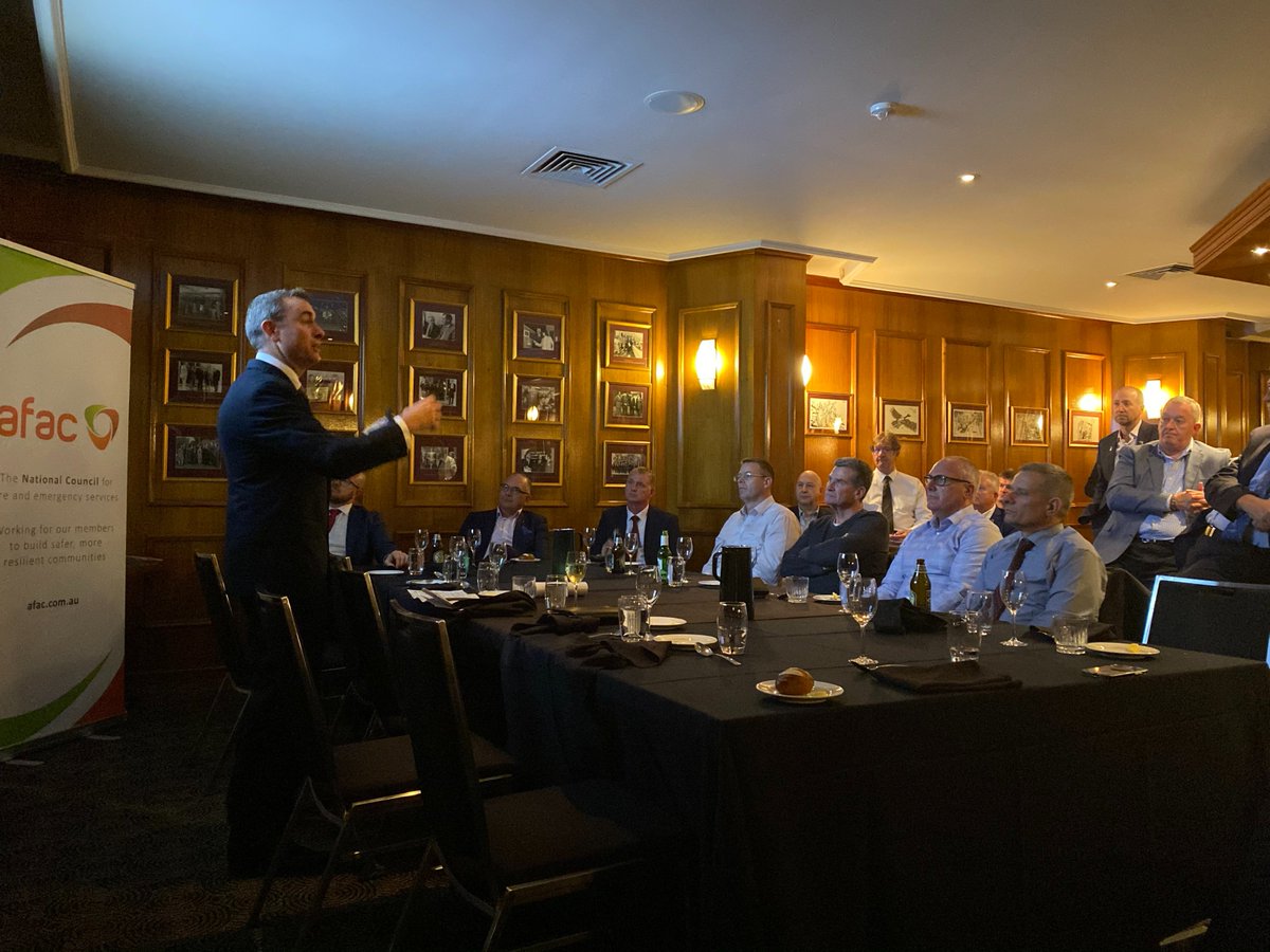 CEO_AFAC's tweet image. Thank you @AviationCoulson and @kpmgaustralia for presenting at the AFAC National Council Business Dinner. 

An informative insight into enhanced intelligence for decision making and new approaches to operational knowledge management to support fire and emergency services.