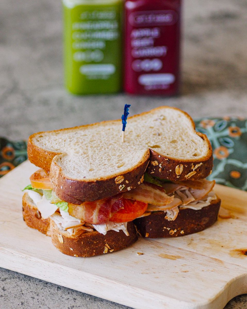 Salads, sandwiches and wraps oh my! Have you tried Art of Salad?
@eileencuisines