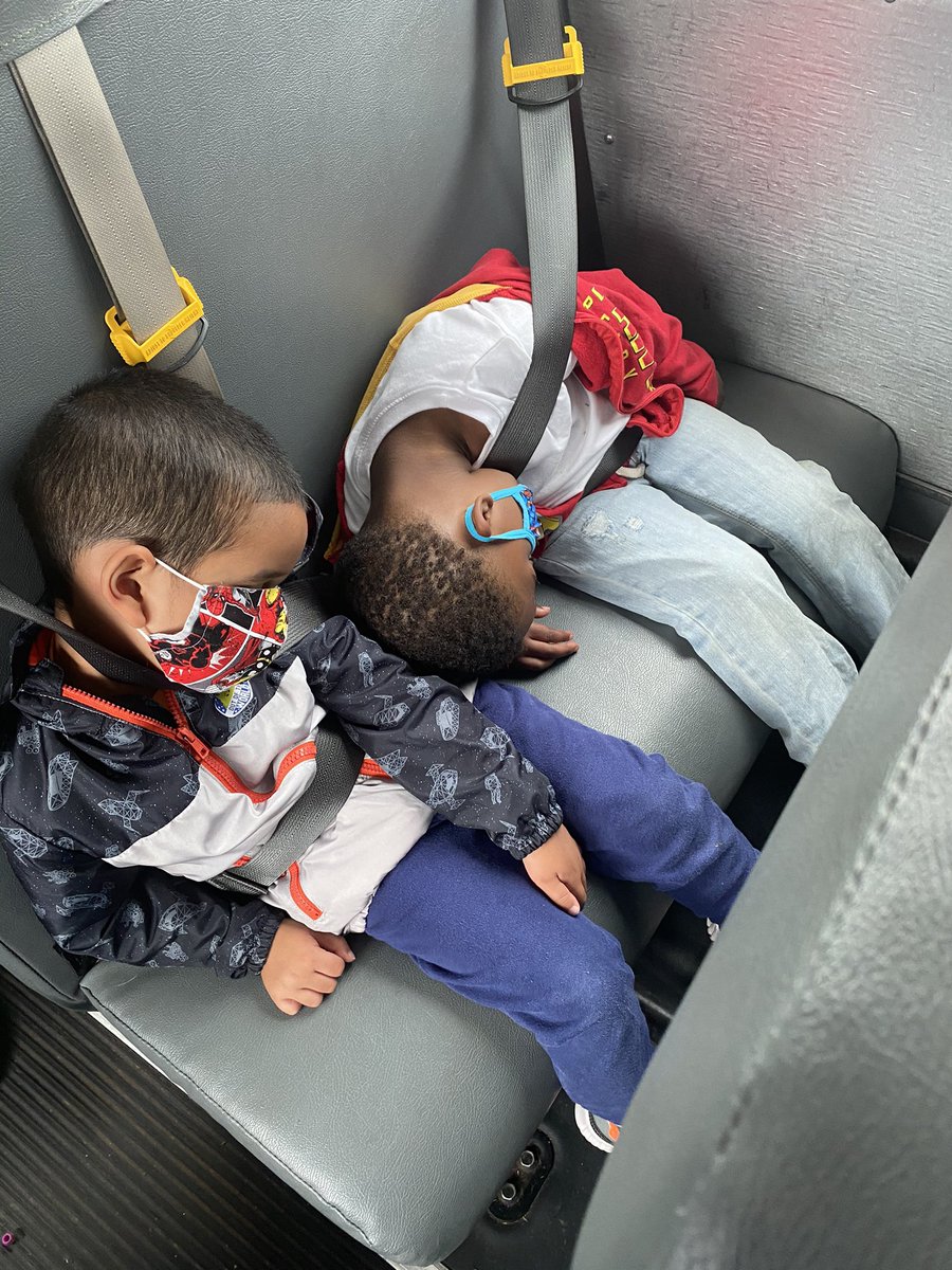 hszellner1's tweet photo. This is how you know the field trip was good! #esc9headstart https://t.co/VR1BlxRfYl