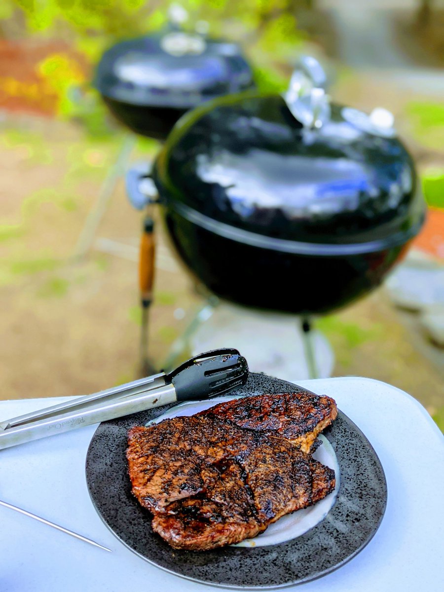 St1brew's tweet image. How it's going!
#WeberWednesday
#Thefirstingredient
#Sogood
@WeberGrills 
@FogoCharcoal